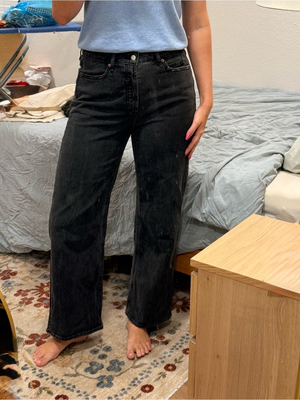 High-Rise Wide-Leg Jeans in Black
